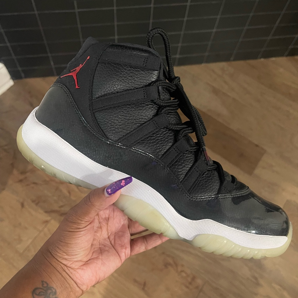 Air Jordan 11 Retro Men's Size 11 ~ Great Condition
